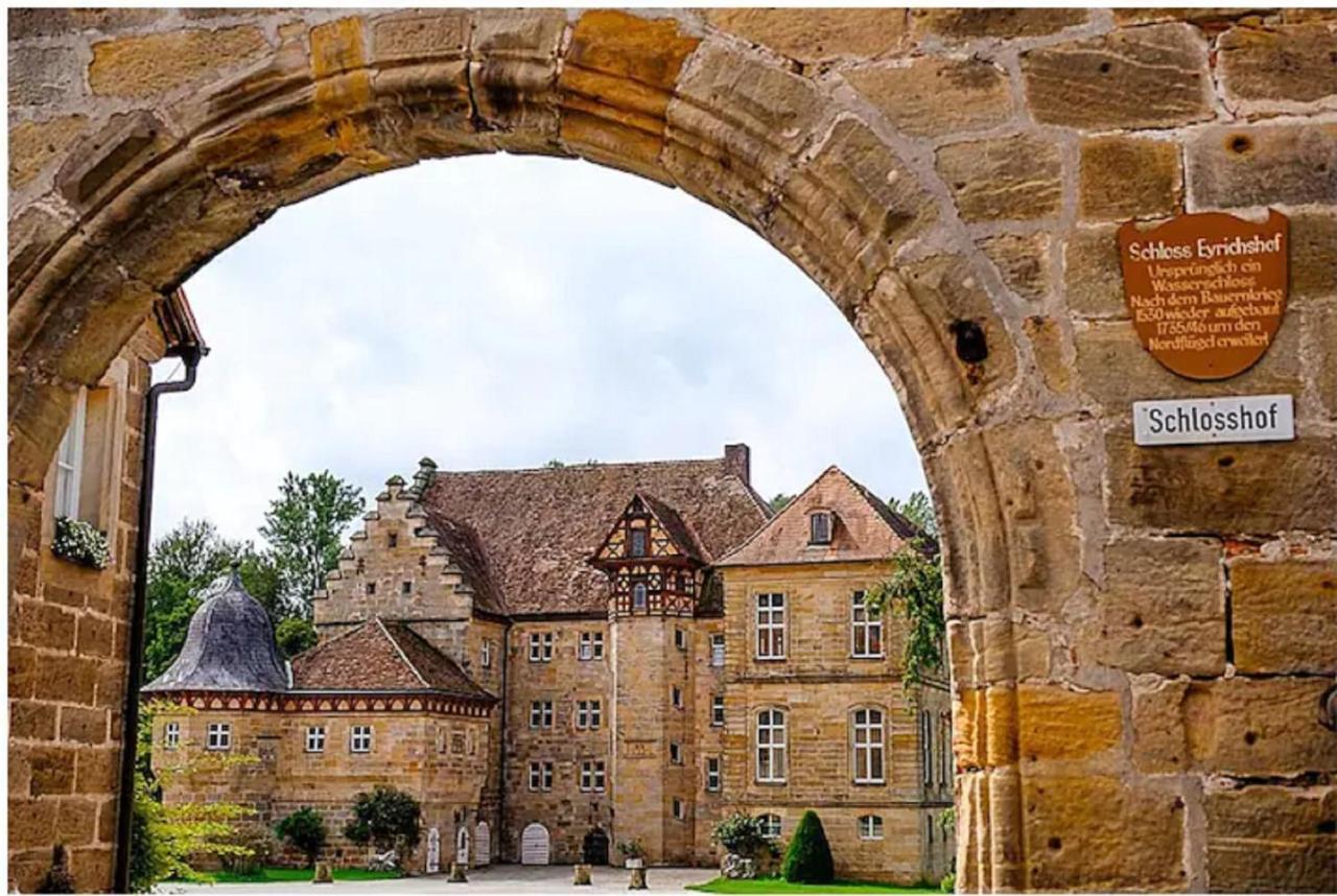 Gutsverwaltung Schloss Eyrichshof Ebern Kültér fotó
